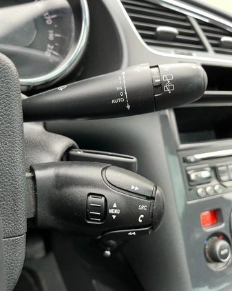 Peugeot 3008 cena 34900 przebieg: 245000, rok produkcji 2014 z Przysucha małe 232